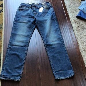 Levi’s 724 high rise straight leg jeans